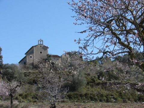 Electricitat, climatització i lampisteria en Santa Margarida i els Monjos. Plaques solars, aerotermia i aire acondicionat